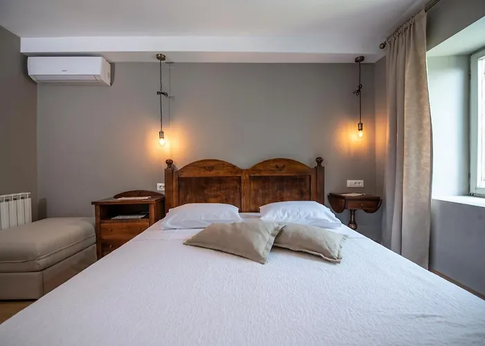 Lav Apartmanhotel