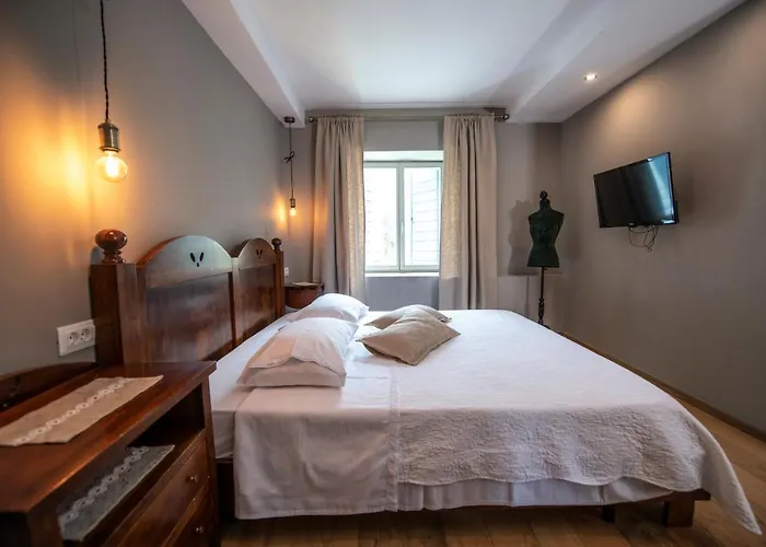 Apartmanhotel Lav