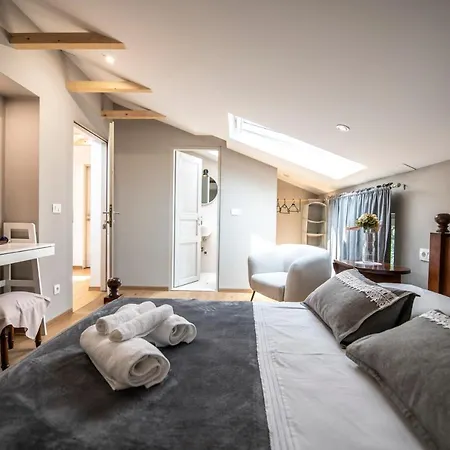 Apartmanhotel Lav 3*