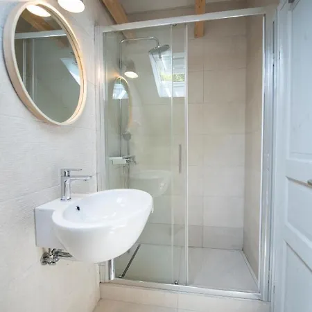 Lav Aparthotel