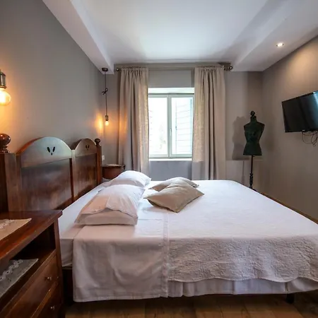 Aparthotel Lav