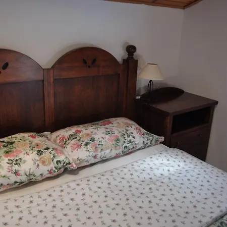 Lav Apartmanhotel 3*