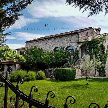 Apartmanhotel Lav Bale