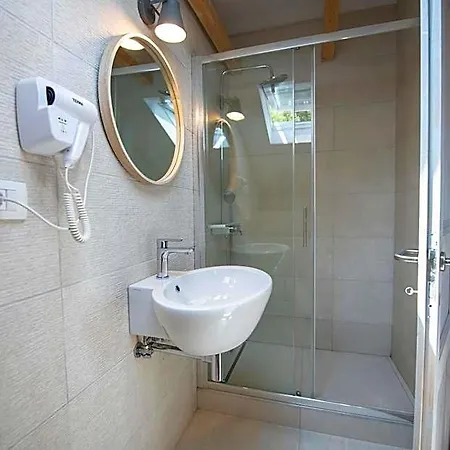 Aparthotel Lav